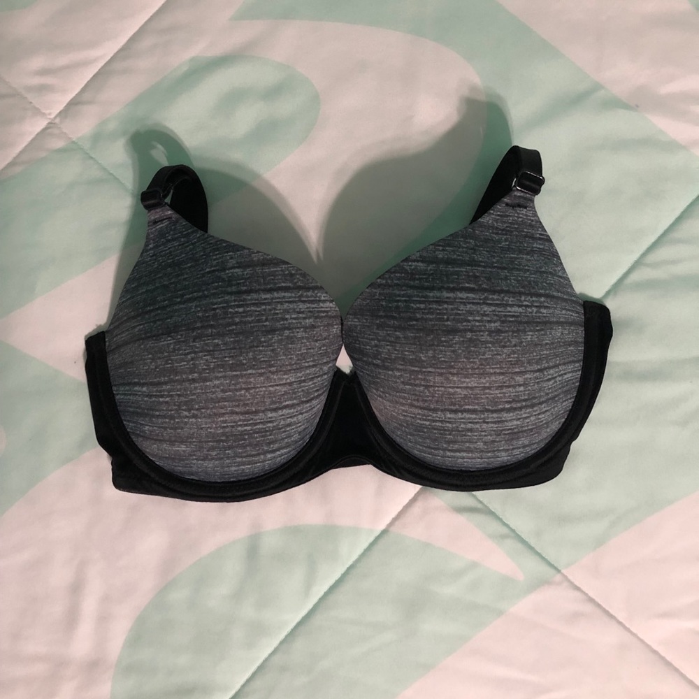 PINK Victoria’s Secret grey black bra w/ PINK logo